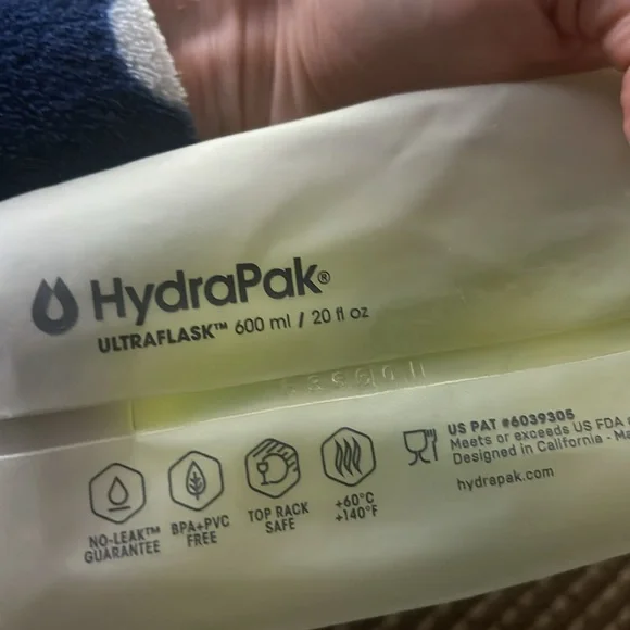 Amphipod Hydrapack Ultraflask 20oz - Picture 6 of 6